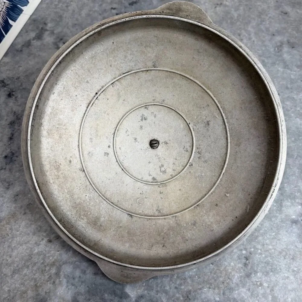 Unbranded vintage hammered